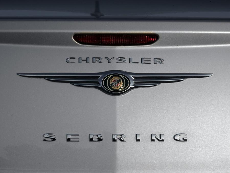  Chrysler Sebring 2.0 CRD Limited 2007 года  (фото 16 из 30)